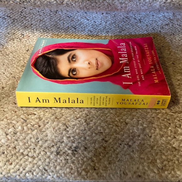 Book (Paperback): I Am Malala by Malala Yousafzai - Picture 2 of 8